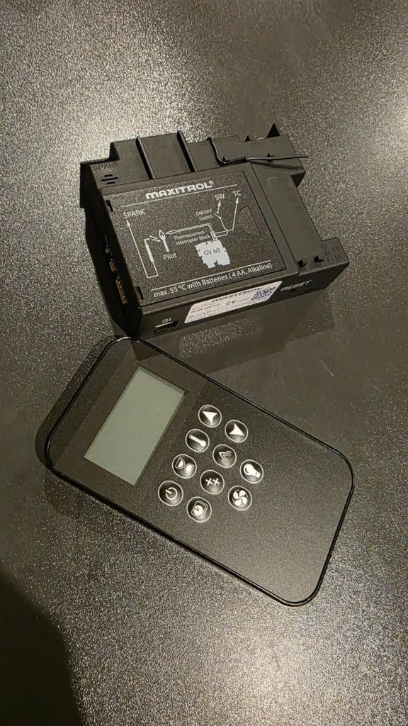 Mertik Maxitrol GV60-ontvanger en handzender voor een gashaard